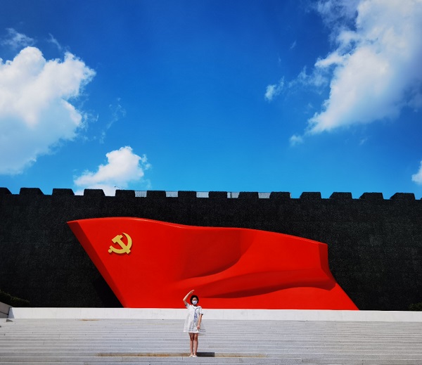 图1 致敬.jpg